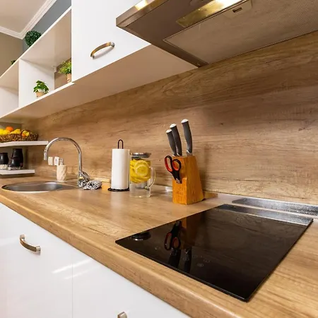 Royal 1 Bedroom In Highest Floor * Plovdiv